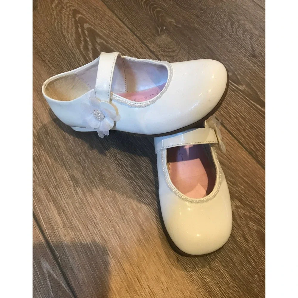 Stride Rite white patent Easter shoes 9.5 - Picture 1 of 4